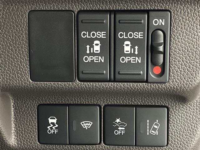 フリード+ハイブリッド ハイブリッドG・ホンダセンシング レーダークルーズコントロール シートヒーター(D/N席) 両側パワースライドドア ビルトインETC ステアリングリモコン LEDヘッドライト オートライト 前後ドラレコ プッシュスタート スマートキー(4枚目)