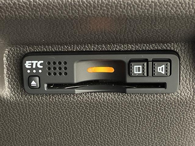 フリード+ハイブリッド ハイブリッドG・ホンダセンシング レーダークルーズコントロール シートヒーター(D/N席) 両側パワースライドドア ビルトインETC ステアリングリモコン LEDヘッドライト オートライト 前後ドラレコ プッシュスタート スマートキー(9枚目)