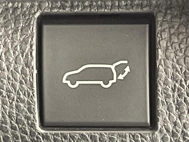 クラウンスポーツ Z 純正12.3インチナビ 360度カメラ デジタルインナーミラー ヘッドアップディスプレイ パワーバックドア ETC2.0 AC100V電源 置くだけ充電器 トヨタチームメイト トヨタセーフティセンス(7枚目)