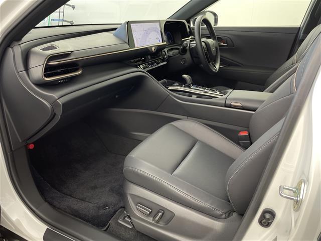 クラウンスポーツ Z 純正12.3インチナビ 360度カメラ デジタルインナーミラー ヘッドアップディスプレイ パワーバックドア ETC2.0 AC100V電源 置くだけ充電器 トヨタチームメイト トヨタセーフティセンス(28枚目)