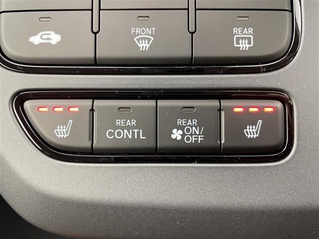 フリード e:HEVクロスター 純正9インチナビ フルセグTV Bluetooth AppleCarPlay バックカメラ 両側パワースライドドア シートヒーター レーダークルーズコントロール ハーフレザーシート シートヒーター(7枚目)