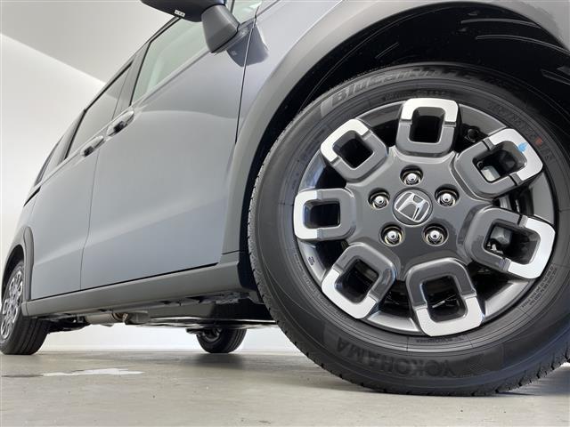 フリード e:HEVクロスター 純正9インチナビ フルセグTV Bluetooth AppleCarPlay バックカメラ 両側パワースライドドア シートヒーター レーダークルーズコントロール ハーフレザーシート シートヒーター(39枚目)