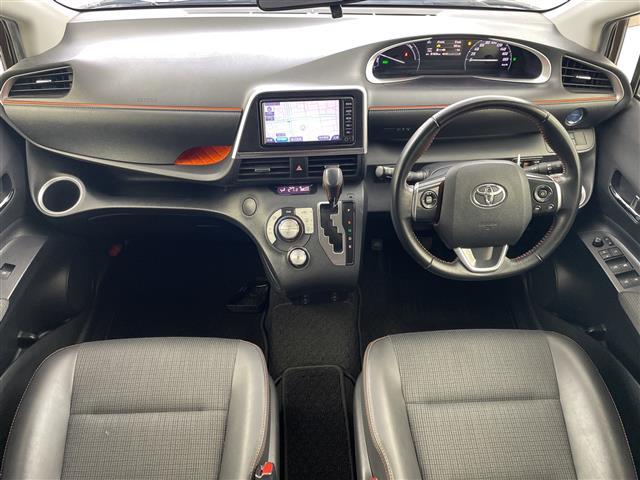 シエンタ ハイブリッドG クエロ 純正SDナビ ワンセグ バックカメラ ハーフレザーシート シートヒーター 両側パワースライドドア トヨタセーフティセンス プリクラッシュセーフティ レーンキープ オートハイビーム プッシュスタート(15枚目)