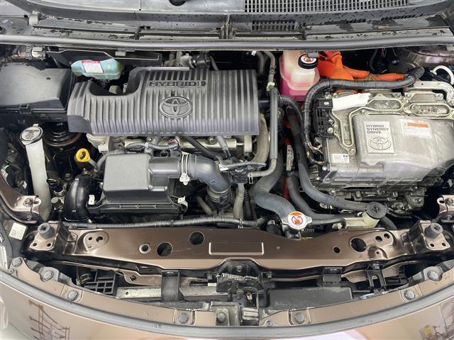 シエンタ ハイブリッドG クエロ 純正SDナビ ワンセグ バックカメラ ハーフレザーシート シートヒーター 両側パワースライドドア トヨタセーフティセンス プリクラッシュセーフティ レーンキープ オートハイビーム プッシュスタート(40枚目)