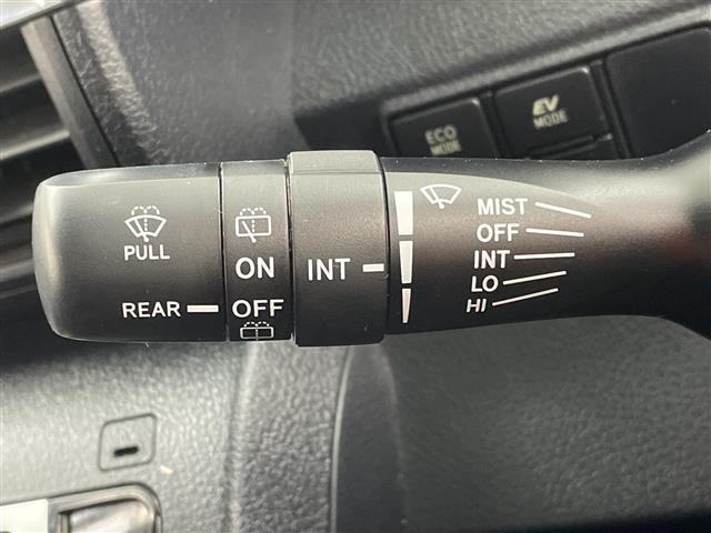 シエンタ ハイブリッドG 純正ナビ CD DVD Bluetooth SD バックカメラ 両側パワースライドドア プリクラッシュセーフティシステム レーンキープアシスト オートマチックハイビーム ETC ドライブレコーダー(12枚目)