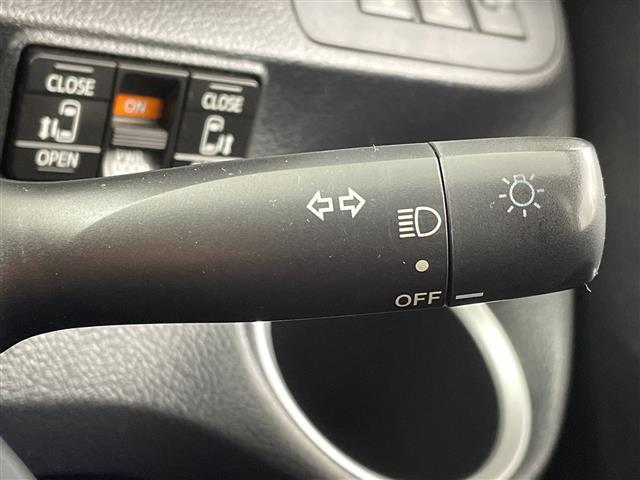 シエンタ ハイブリッドG 純正ナビ CD DVD Bluetooth SD バックカメラ 両側パワースライドドア プリクラッシュセーフティシステム レーンキープアシスト オートマチックハイビーム ETC ドライブレコーダー(13枚目)