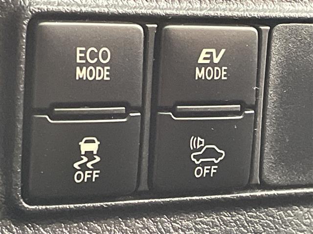 シエンタ ハイブリッドG 純正ナビ CD DVD Bluetooth SD バックカメラ 両側パワースライドドア プリクラッシュセーフティシステム レーンキープアシスト オートマチックハイビーム ETC ドライブレコーダー(14枚目)