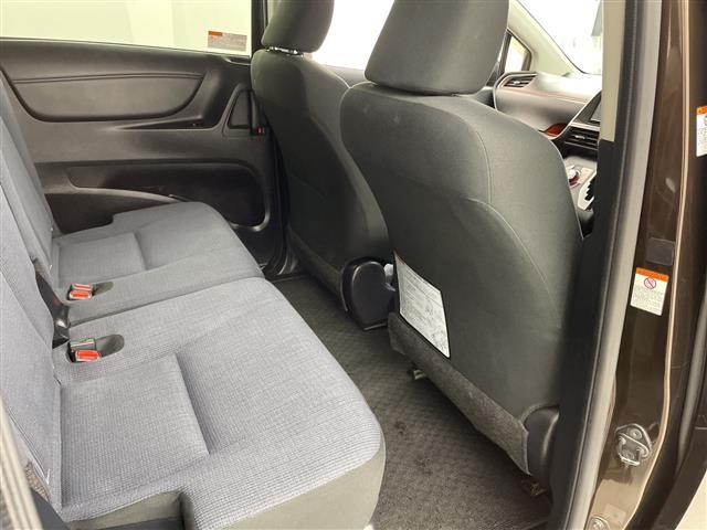 シエンタ ハイブリッドG 純正ナビ CD DVD Bluetooth SD バックカメラ 両側パワースライドドア プリクラッシュセーフティシステム レーンキープアシスト オートマチックハイビーム ETC ドライブレコーダー(20枚目)