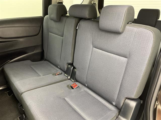 シエンタ ハイブリッドG 純正ナビ CD DVD Bluetooth SD バックカメラ 両側パワースライドドア プリクラッシュセーフティシステム レーンキープアシスト オートマチックハイビーム ETC ドライブレコーダー(26枚目)