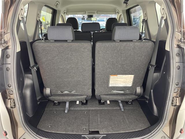 シエンタ ハイブリッドG 純正ナビ CD DVD Bluetooth SD バックカメラ 両側パワースライドドア プリクラッシュセーフティシステム レーンキープアシスト オートマチックハイビーム ETC ドライブレコーダー(28枚目)