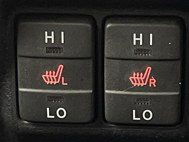 ノア ハイブリッドSi ダブルバイビーII 純正ナビ CD DVD USB Bluetooth フルセグ 純正後席モニター 両側電動ドア シートヒーター クルーズコントロール 衝突軽減ブレーキ レーンキープアシスト オートLEDヘッドライト(8枚目)