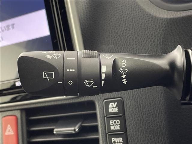 ノア ハイブリッドSi ダブルバイビーII 純正ナビ CD DVD USB Bluetooth フルセグ 純正後席モニター 両側電動ドア シートヒーター クルーズコントロール 衝突軽減ブレーキ レーンキープアシスト オートLEDヘッドライト(16枚目)