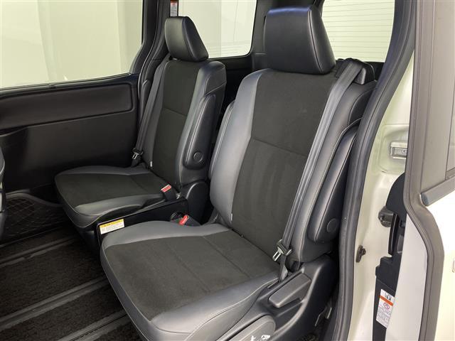 ノア ハイブリッドSi ダブルバイビーII 純正ナビ CD DVD USB Bluetooth フルセグ 純正後席モニター 両側電動ドア シートヒーター クルーズコントロール 衝突軽減ブレーキ レーンキープアシスト オートLEDヘッドライト(26枚目)