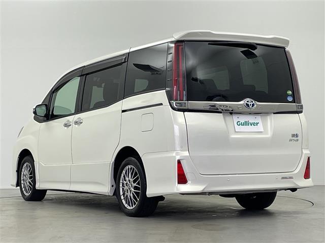 ノア ハイブリッドSi ダブルバイビーII 純正ナビ CD DVD USB Bluetooth フルセグ 純正後席モニター 両側電動ドア シートヒーター クルーズコントロール 衝突軽減ブレーキ レーンキープアシスト オートLEDヘッドライト(32枚目)