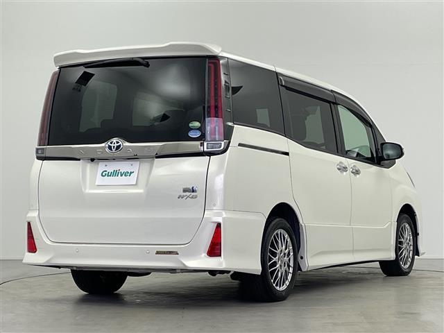 ノア ハイブリッドSi ダブルバイビーII 純正ナビ CD DVD USB Bluetooth フルセグ 純正後席モニター 両側電動ドア シートヒーター クルーズコントロール 衝突軽減ブレーキ レーンキープアシスト オートLEDヘッドライト(34枚目)