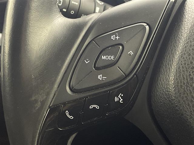 C-HR S-T 純正9インチナビ CD DVD Bluetooth フルセグTV トヨタセーフティーセンス 衝突軽減ブレーキ レーンキープアシスト 横滑り防止 追従型クルーズコントロール 電子パーキングブレーキ(11枚目)