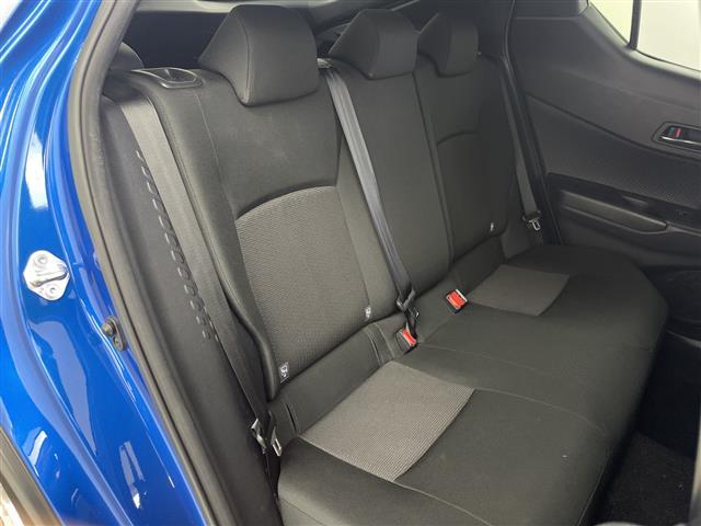 C-HR S-T 純正9インチナビ CD DVD Bluetooth フルセグTV トヨタセーフティーセンス 衝突軽減ブレーキ レーンキープアシスト 横滑り防止 追従型クルーズコントロール 電子パーキングブレーキ(25枚目)