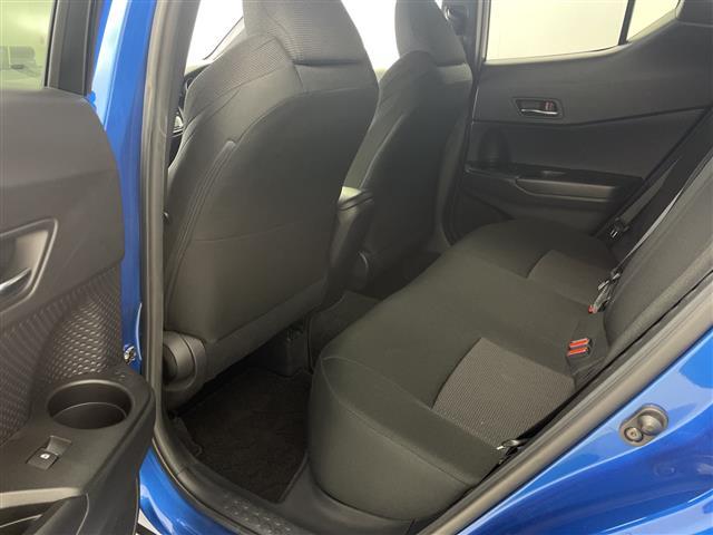 C-HR S-T 純正9インチナビ CD DVD Bluetooth フルセグTV トヨタセーフティーセンス 衝突軽減ブレーキ レーンキープアシスト 横滑り防止 追従型クルーズコントロール 電子パーキングブレーキ(26枚目)