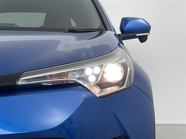 C-HR S-T 純正9インチナビ CD DVD Bluetooth フルセグTV トヨタセーフティーセンス 衝突軽減ブレーキ レーンキープアシスト 横滑り防止 追従型クルーズコントロール 電子パーキングブレーキ(37枚目)
