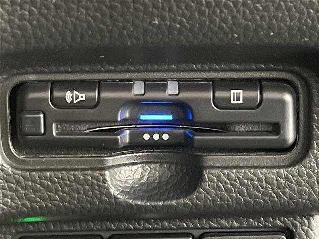 N-BOXカスタム L 社外SDナビ フルセグ BT USB DVDバックカメラ ホンダセンシング アダプティブクルーズコントロール 車線維持支援システム 衝突軽減ブレーキ 誤発進抑制機能 先行車発進お知らせ機能(6枚目)