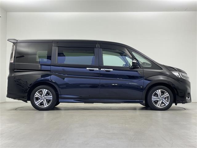 ステップワゴンスパーダ ｅ：ＨＥＶスパーダ　Ｇ・ＥＸ　ホンダセンシング　純正ナビ　バックカメラ　衝突軽減ブレーキ　誤発進抑制機能　レーンキープアシスト　レーダークルーズコントロール　ドライブレコーダー　ＥＴＣ　両側パワースライドドア　革巻きステアリング　純正ＡＷ　ＬＥＤ（34枚目）