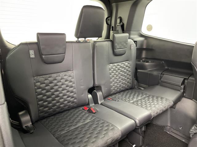 ヴォクシー ハイブリッドＳ－Ｚ　ユニバーサルステップ　純正ディスプレイオーディオナビ　フルセグ　ＢＴ　ＵＳＢ　ＤＶＤ　ＨＤＭＩ　Ｍｉｒａｃａｓｔ　バックカメラ　トヨタセーフティセンス　プリクラッシュセーフティ　レーダークルコン（23枚目）