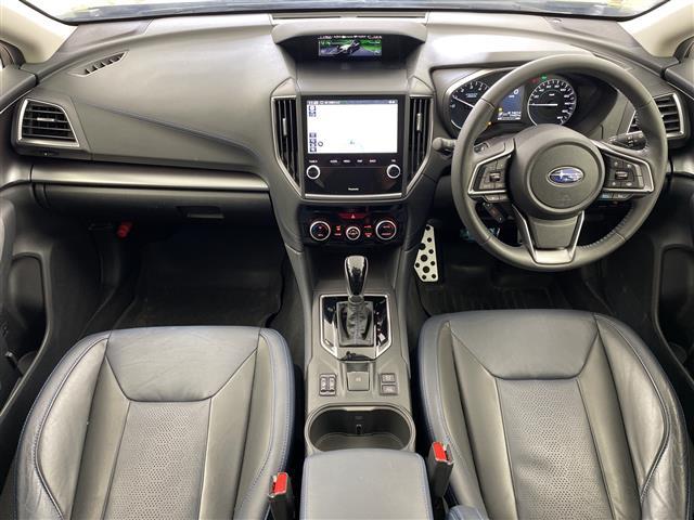 ＸＶ アドバンス　純正ＳＤナビ　フルセグ　ＢＴ　ＣＤ　ＤＶＤ　ＵＳＢ　バックカメラ　追従型クルーズコントロール　ブラインドスポットモニター　電子パーキングブレーキ　ＥＴＣ　パワーシート　レザーシート　シートヒーター（17枚目）