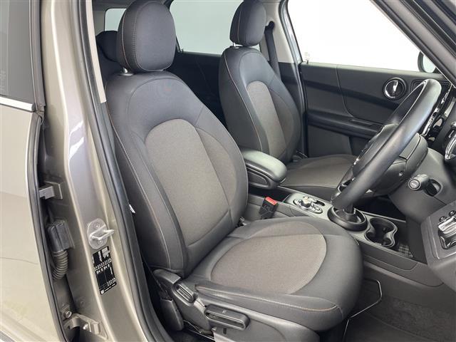 ＭＩＮＩ クロスオーバー　バッキンガム　純正ナビ　バックカメラ　衝突軽減ブレーキ　レーダークルーズコントロール　コーナーセンサー　電動パーキングブレーキ　純正ドライブレコーダー　ＥＴＣ　純正アルミホイール　フロアマット　電格ミラー（21枚目）