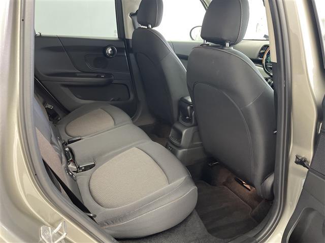 ＭＩＮＩ クロスオーバー　バッキンガム　純正ナビ　バックカメラ　衝突軽減ブレーキ　レーダークルーズコントロール　コーナーセンサー　電動パーキングブレーキ　純正ドライブレコーダー　ＥＴＣ　純正アルミホイール　フロアマット　電格ミラー（24枚目）