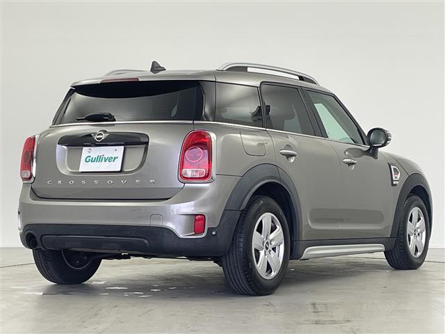 ＭＩＮＩ クロスオーバー　バッキンガム　純正ナビ　バックカメラ　衝突軽減ブレーキ　レーダークルーズコントロール　コーナーセンサー　電動パーキングブレーキ　純正ドライブレコーダー　ＥＴＣ　純正アルミホイール　フロアマット　電格ミラー（32枚目）