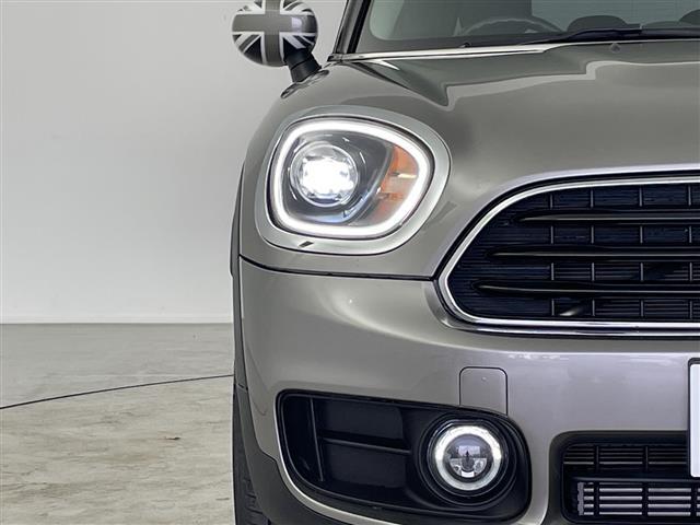 ＭＩＮＩ クロスオーバー　バッキンガム　純正ナビ　バックカメラ　衝突軽減ブレーキ　レーダークルーズコントロール　コーナーセンサー　電動パーキングブレーキ　純正ドライブレコーダー　ＥＴＣ　純正アルミホイール　フロアマット　電格ミラー（38枚目）