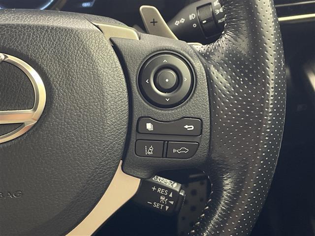 ＩＳ ＩＳ３００ｈ　Ｆスポーツモードプラス　サンルーフ　純正ナビ　バックカメラ　革シート　シートヒーター　ベンチレーション　シートメモリ　レーダークルーズコントロール　コーナーセンサー　パドルシフト　スタッドレスＡＷセット積込　純正ＡＷ　ＥＴＣ（8枚目）