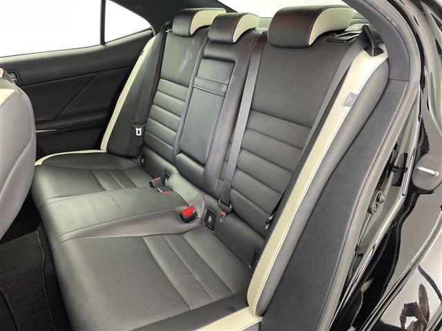 ＩＳ ＩＳ３００ｈ　Ｆスポーツモードプラス　サンルーフ　純正ナビ　バックカメラ　革シート　シートヒーター　ベンチレーション　シートメモリ　レーダークルーズコントロール　コーナーセンサー　パドルシフト　スタッドレスＡＷセット積込　純正ＡＷ　ＥＴＣ（26枚目）