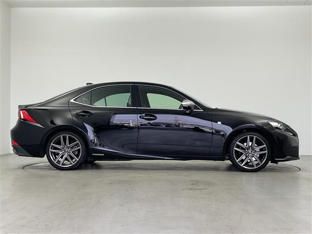 ＩＳ ＩＳ３００ｈ　Ｆスポーツモードプラス　サンルーフ　純正ナビ　バックカメラ　革シート　シートヒーター　ベンチレーション　シートメモリ　レーダークルーズコントロール　コーナーセンサー　パドルシフト　スタッドレスＡＷセット積込　純正ＡＷ　ＥＴＣ（31枚目）