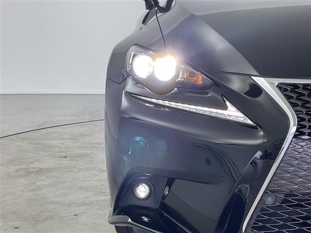 ＩＳ ＩＳ３００ｈ　Ｆスポーツモードプラス　サンルーフ　純正ナビ　バックカメラ　革シート　シートヒーター　ベンチレーション　シートメモリ　レーダークルーズコントロール　コーナーセンサー　パドルシフト　スタッドレスＡＷセット積込　純正ＡＷ　ＥＴＣ（35枚目）