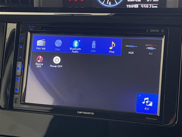 ルーミー カスタムＧ　社外ディスプレイオーディオ　衝突軽減ブレーキ　レーンキープアシスト　レーダークルーズコントロール　ステアリングスイッチ　ＬＥＤヘッドライト　両側パワースライドドア　ドライブレコーダー　ＥＴＣ　スペア鍵（3枚目）