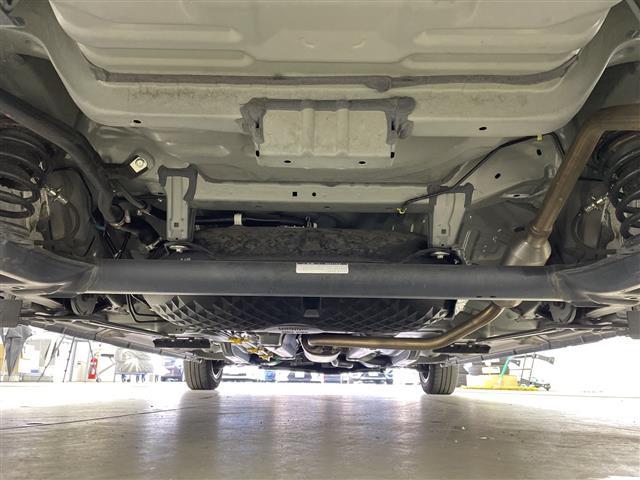 ルーミー カスタムＧ　社外ディスプレイオーディオ　衝突軽減ブレーキ　レーンキープアシスト　レーダークルーズコントロール　ステアリングスイッチ　ＬＥＤヘッドライト　両側パワースライドドア　ドライブレコーダー　ＥＴＣ　スペア鍵（40枚目）