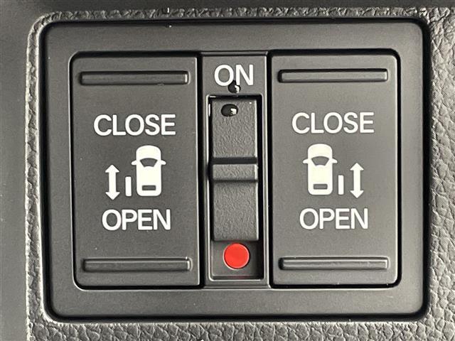 ステップワゴン ｅ：ＨＥＶスパーダ　追従型クルーズコントロール　レーンキープアシスト　横滑り防止　衝突軽減ブレーキ　両側パワースライドドア　パワーバックドア　ＬＥＤヘッドライト　オートライト　オートマチックハイビーム　シートヒーター（16枚目）