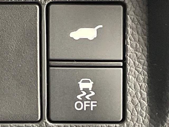 ステップワゴン ｅ：ＨＥＶスパーダ　追従型クルーズコントロール　レーンキープアシスト　横滑り防止　衝突軽減ブレーキ　両側パワースライドドア　パワーバックドア　ＬＥＤヘッドライト　オートライト　オートマチックハイビーム　シートヒーター（17枚目）