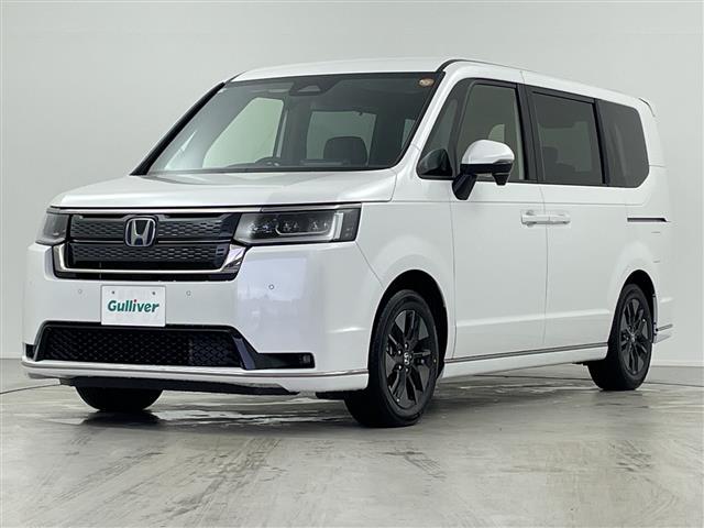 ステップワゴン ｅ：ＨＥＶスパーダ　追従型クルーズコントロール　レーンキープアシスト　横滑り防止　衝突軽減ブレーキ　両側パワースライドドア　パワーバックドア　ＬＥＤヘッドライト　オートライト　オートマチックハイビーム　シートヒーター（31枚目）