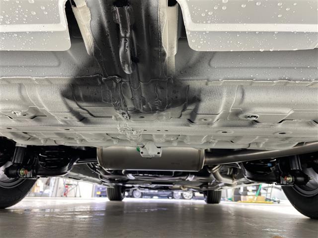 ステップワゴン ｅ：ＨＥＶスパーダ　追従型クルーズコントロール　レーンキープアシスト　横滑り防止　衝突軽減ブレーキ　両側パワースライドドア　パワーバックドア　ＬＥＤヘッドライト　オートライト　オートマチックハイビーム　シートヒーター（41枚目）