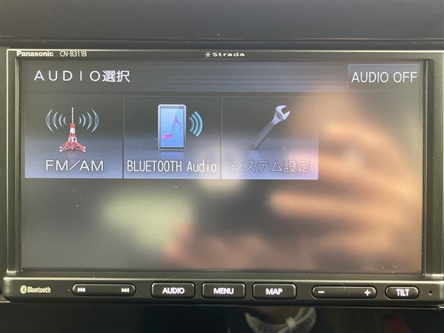 ノート Ｓ　社外ナビ　ＦＭ　ＡＭ　Ｂｌｕｅｔｏｏｔｈ　全方位カメラ　ブラインドスポットモニター　ステアリングスイッチ　プロパイロット　デジタルインナーミラー　純正アルミホイル　オートライト　スマートキー　ＥＴＣ（4枚目）
