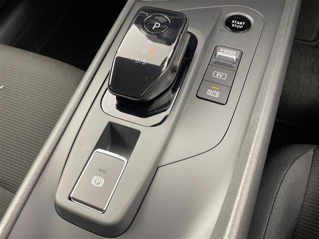 ノート Ｓ　社外ナビ　ＦＭ　ＡＭ　Ｂｌｕｅｔｏｏｔｈ　全方位カメラ　ブラインドスポットモニター　ステアリングスイッチ　プロパイロット　デジタルインナーミラー　純正アルミホイル　オートライト　スマートキー　ＥＴＣ（7枚目）