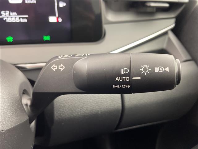 ノート Ｓ　社外ナビ　ＦＭ　ＡＭ　Ｂｌｕｅｔｏｏｔｈ　全方位カメラ　ブラインドスポットモニター　ステアリングスイッチ　プロパイロット　デジタルインナーミラー　純正アルミホイル　オートライト　スマートキー　ＥＴＣ（12枚目）