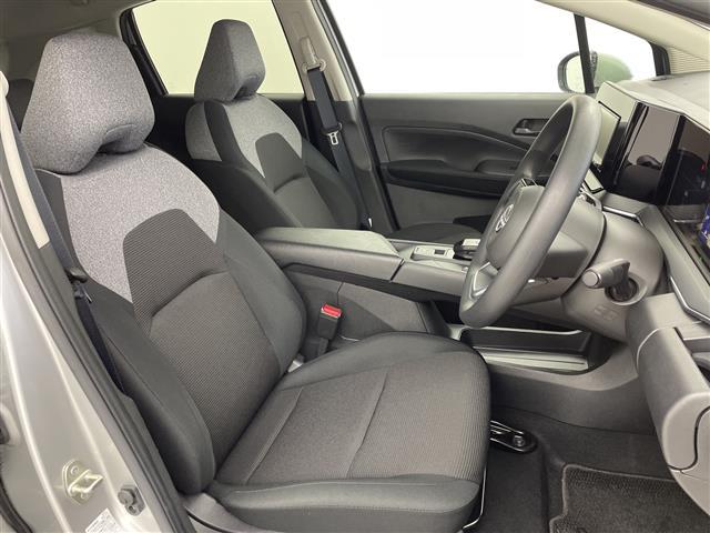 ノート Ｓ　社外ナビ　ＦＭ　ＡＭ　Ｂｌｕｅｔｏｏｔｈ　全方位カメラ　ブラインドスポットモニター　ステアリングスイッチ　プロパイロット　デジタルインナーミラー　純正アルミホイル　オートライト　スマートキー　ＥＴＣ（19枚目）