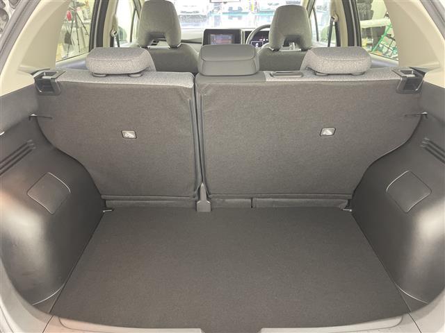 ノート Ｓ　社外ナビ　ＦＭ　ＡＭ　Ｂｌｕｅｔｏｏｔｈ　全方位カメラ　ブラインドスポットモニター　ステアリングスイッチ　プロパイロット　デジタルインナーミラー　純正アルミホイル　オートライト　スマートキー　ＥＴＣ（27枚目）