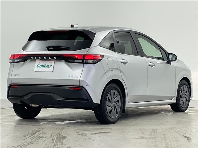 ノート Ｓ　社外ナビ　ＦＭ　ＡＭ　Ｂｌｕｅｔｏｏｔｈ　全方位カメラ　ブラインドスポットモニター　ステアリングスイッチ　プロパイロット　デジタルインナーミラー　純正アルミホイル　オートライト　スマートキー　ＥＴＣ（36枚目）