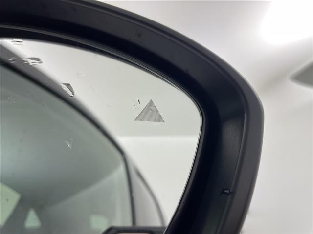 ノート Ｓ　社外ナビ　ＦＭ　ＡＭ　Ｂｌｕｅｔｏｏｔｈ　全方位カメラ　ブラインドスポットモニター　ステアリングスイッチ　プロパイロット　デジタルインナーミラー　純正アルミホイル　オートライト　スマートキー　ＥＴＣ（39枚目）