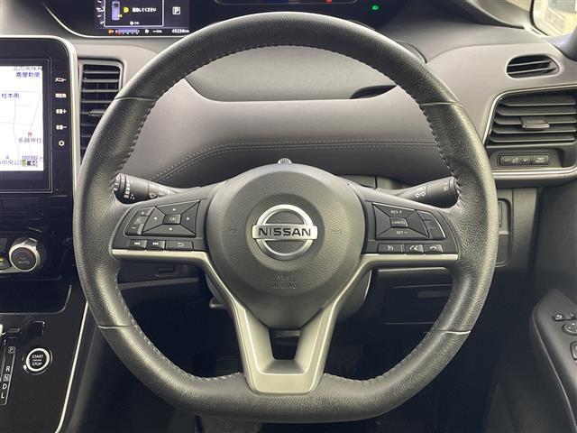 セレナ ハイウェイスター 純正ナビ バックカメラ 衝突軽減ブレーキ レーンキープアシスト ブラインドスポットモニター コーナーセンサー クロストラフィックアラート 両側パワースライドドア ドライブレコーダー ETC LED(7枚目)