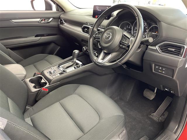 ＣＸ－５ ２５Ｓ　プロアクティブ　４ＷＤ　純正ナビ　全方位モニター　ブラインドスポットモニター　ヘッドアップディスプレイ　衝突軽減ブレーキ　コーナーセンサー　レーンキープアシスト　シートヒーター　レーダークルーズコントロール　ＬＥＤ（22枚目）